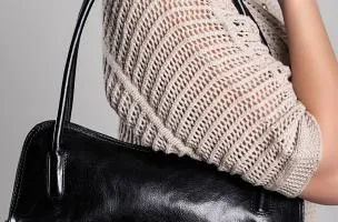 Borsa piccola in pelle naturale, nero