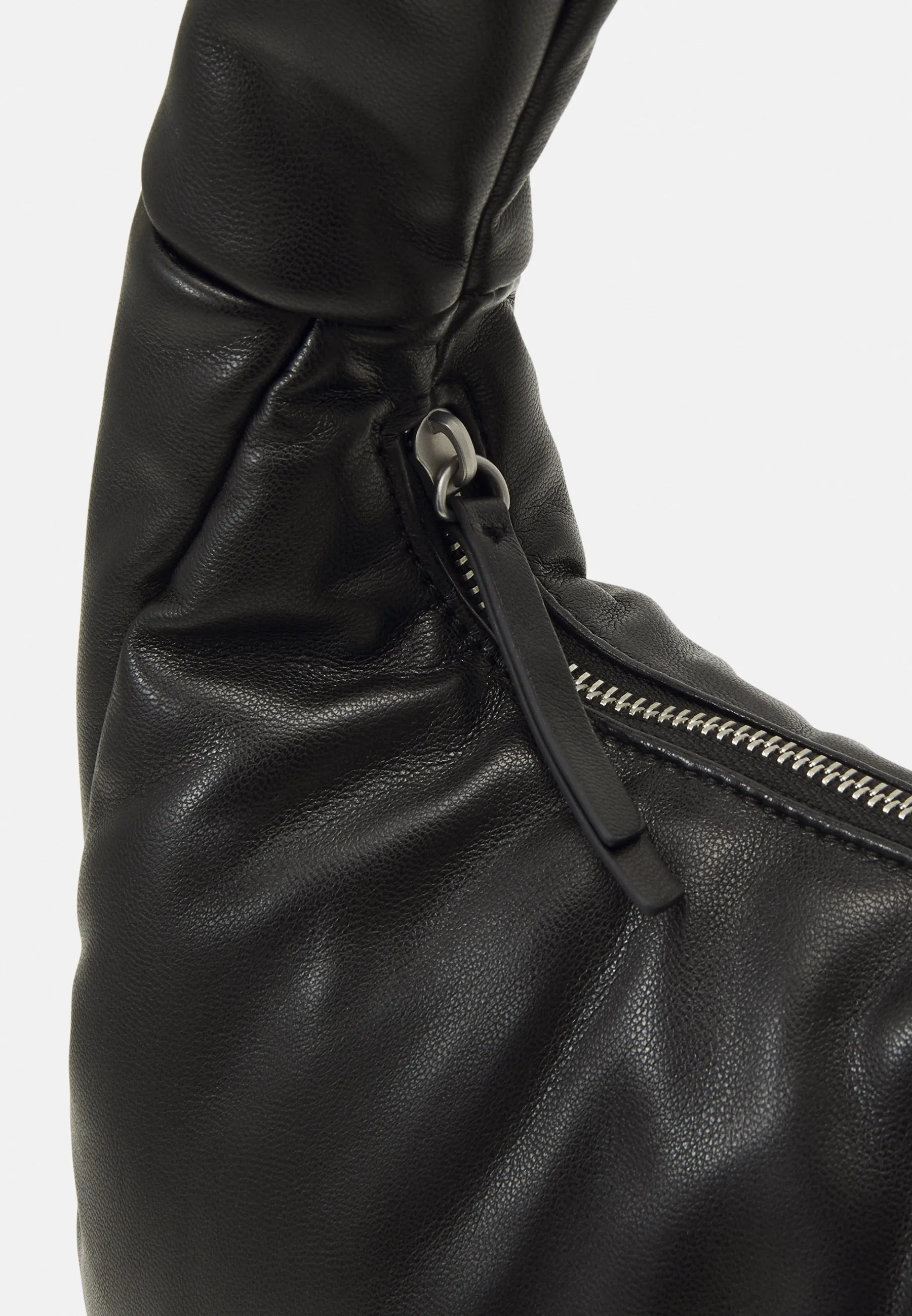 HANDBAG - Borsa a mano
