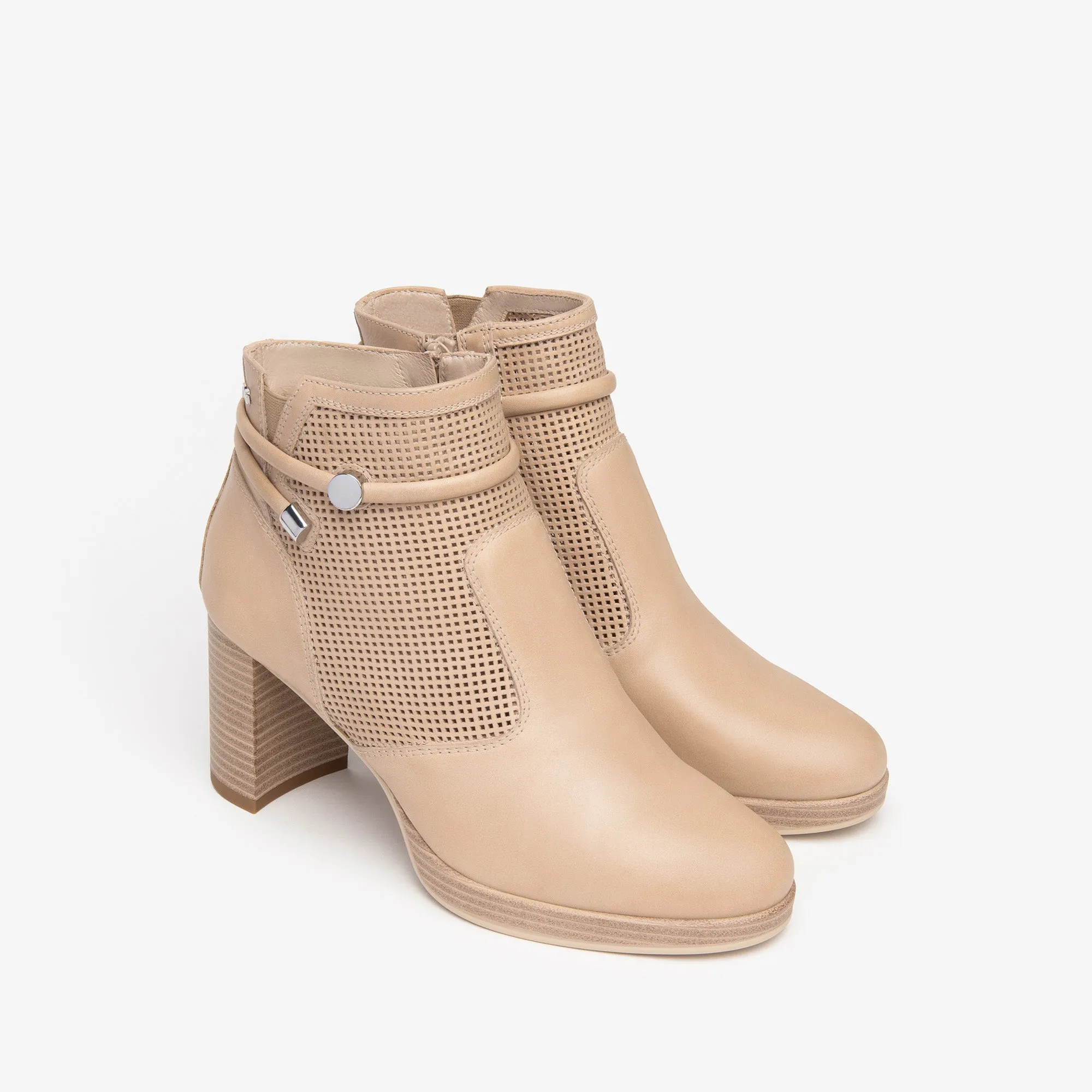 NERO GIARDINI Stivaletti con tacco Donna - Beige modello E409730D