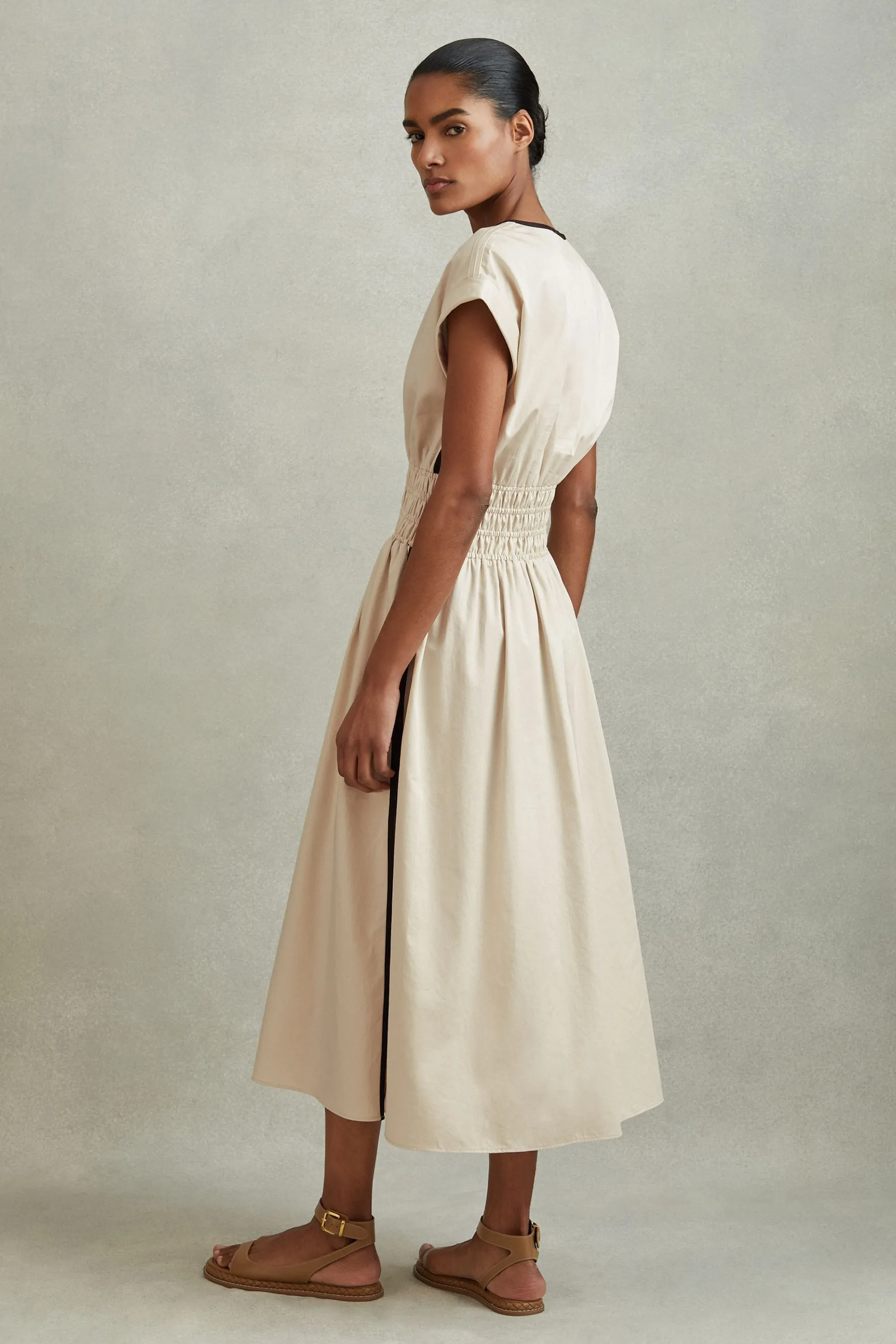 Reiss - Lena - Abito midi in cotone con vita arricciata    