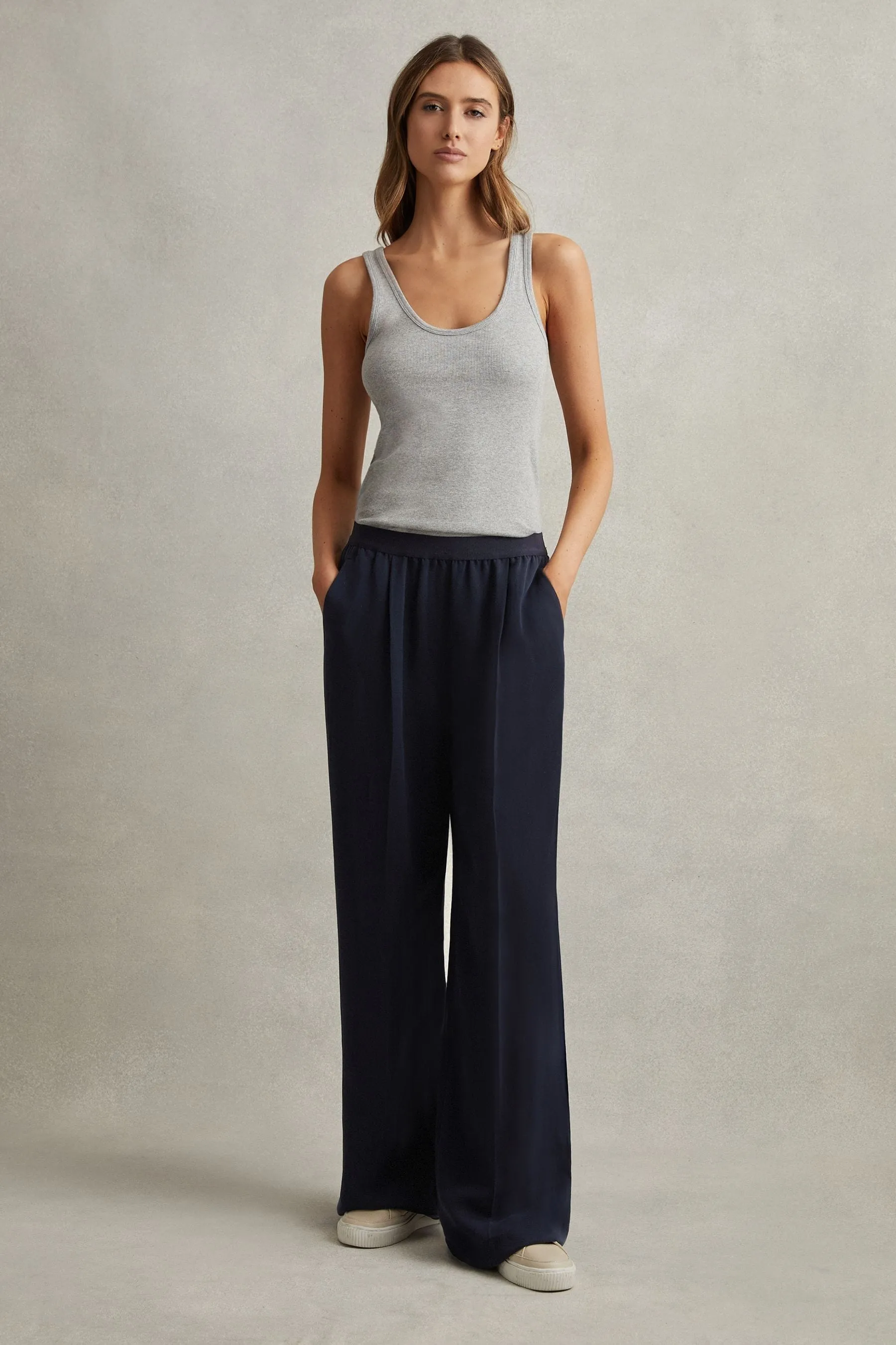 Reiss - Vera - Pantaloni a fondo ampio in lino in lyocell    