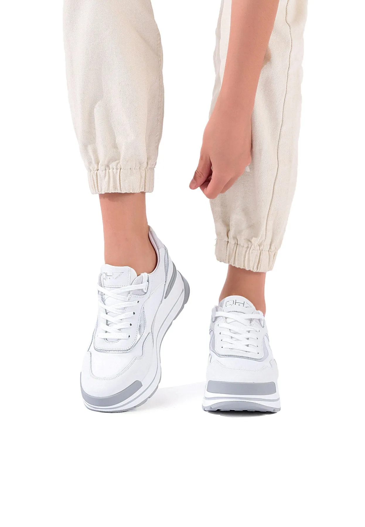 Sneakers QH7024